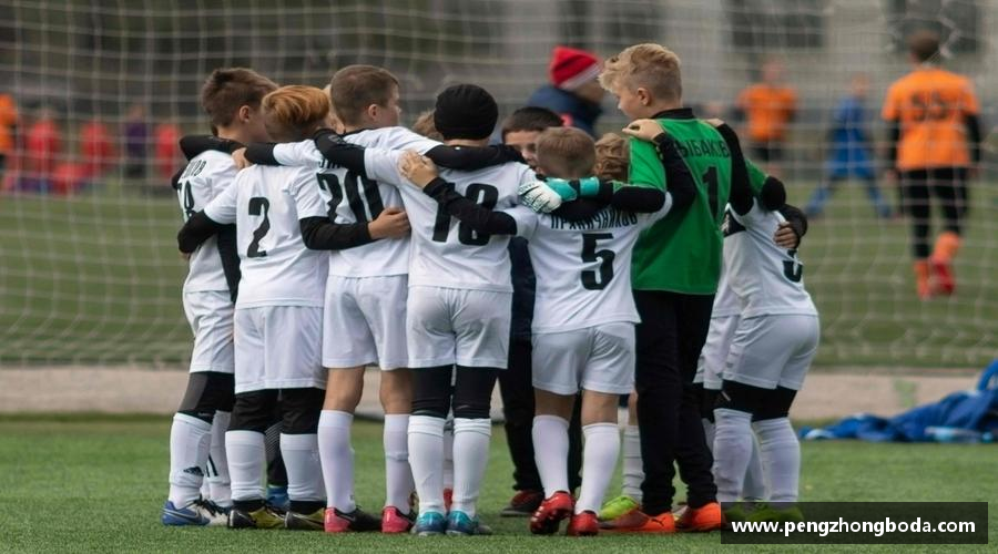 米兰体育MILAN SPORTS爱上运动，享受生活